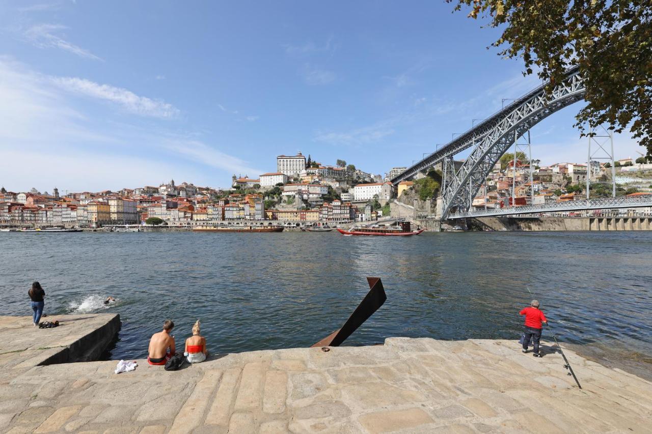Flh Almada Cozy Apartment With View Porto Eksteriør bilde