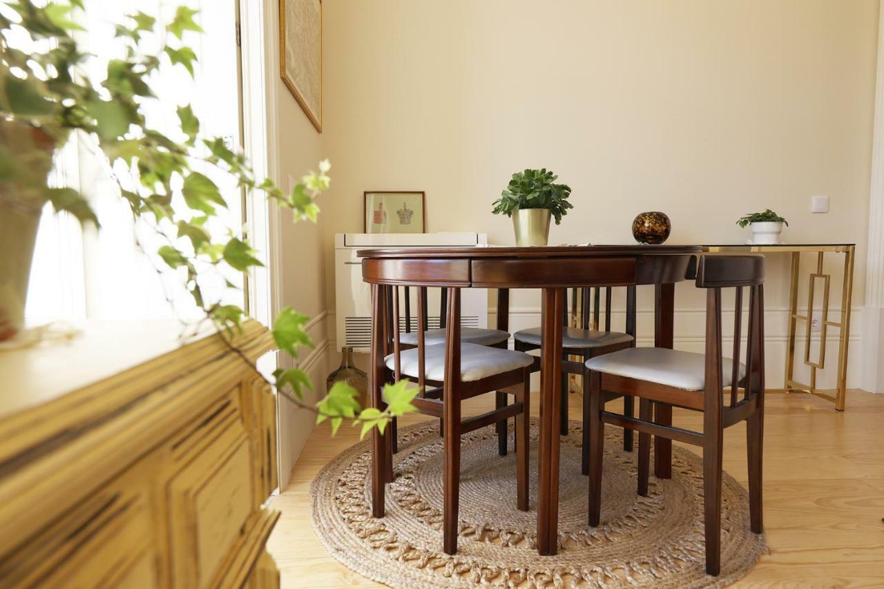 Flh Almada Cozy Apartment With View Porto Eksteriør bilde